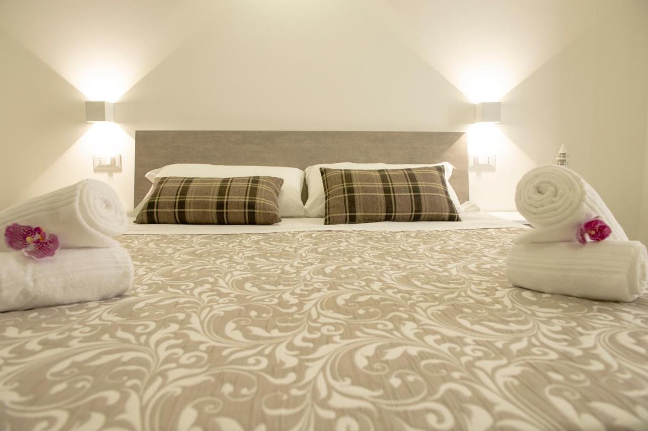 Joyce Luxury Suite Monopoli Bagian luar foto